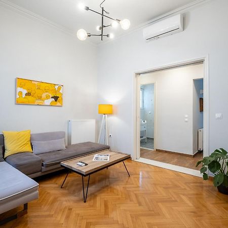 Central5 Boutique Apartments With Common Garden Next To Metro アテネ エクステリア 写真