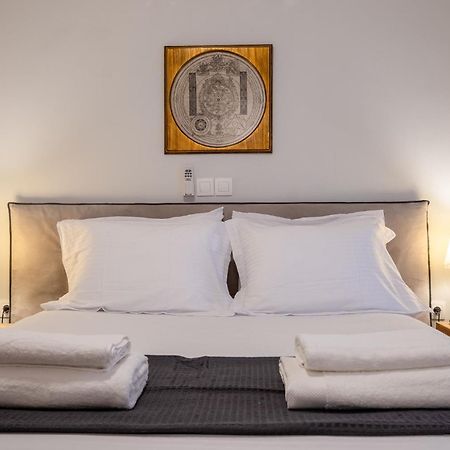 Central5 Boutique Apartments With Common Garden Next To Metro アテネ エクステリア 写真