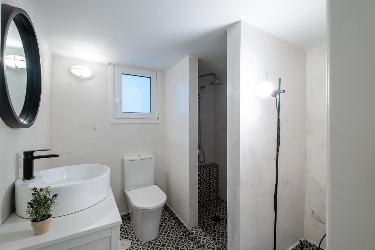 Central5 Boutique Apartments With Common Garden Next To Metro アテネ エクステリア 写真