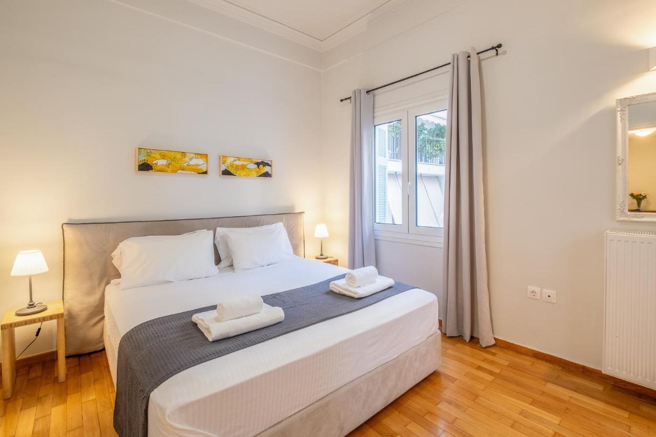 Central5 Boutique Apartments With Common Garden Next To Metro アテネ エクステリア 写真