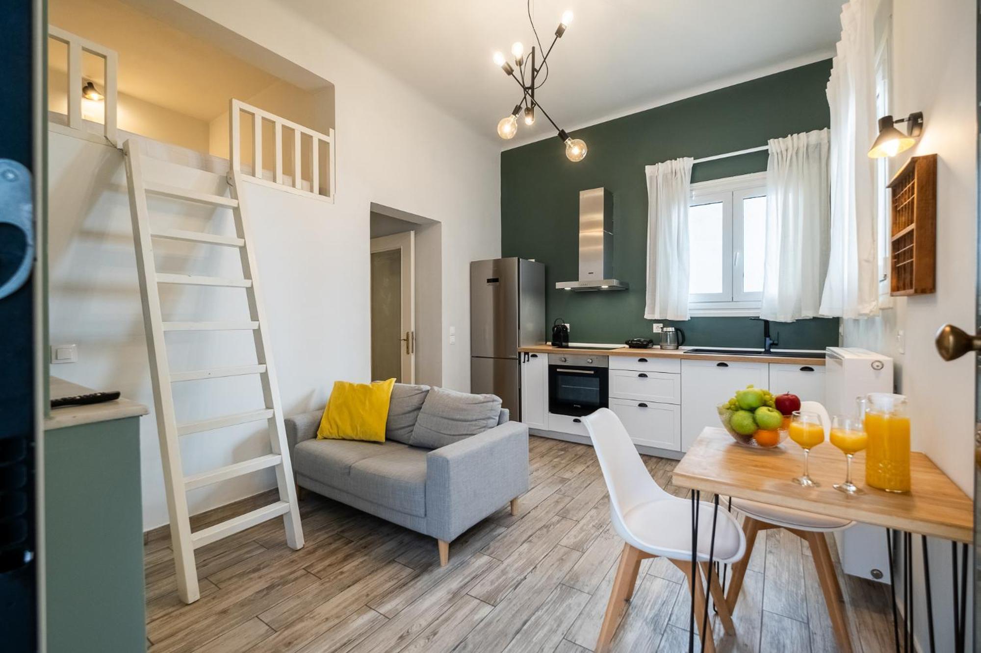 Central5 Boutique Apartments With Common Garden Next To Metro アテネ エクステリア 写真
