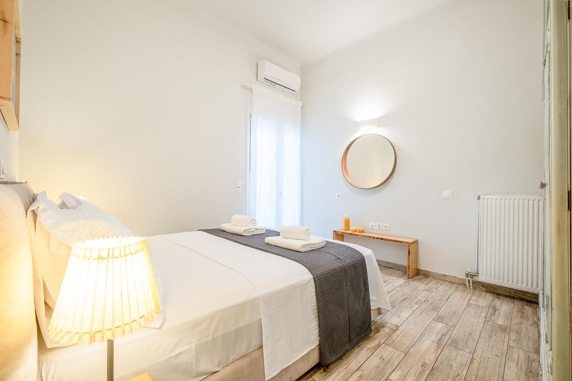 Central5 Boutique Apartments With Common Garden Next To Metro アテネ エクステリア 写真